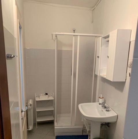 La Marina Tower Apartment With Private Sea View Terrace Vernazza Exteriör bild